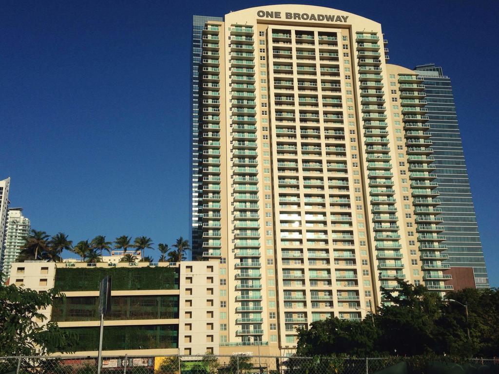 Lyx Suites At One Broadway In Brickell 迈阿密 外观 照片