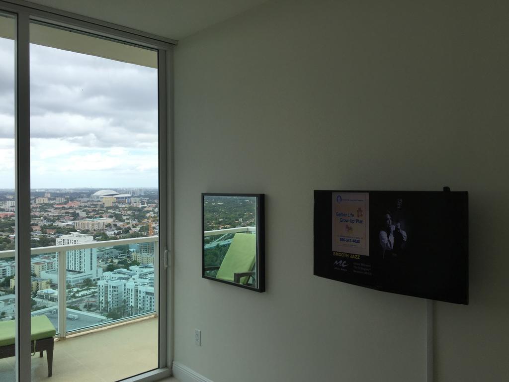 Lyx Suites At One Broadway In Brickell 迈阿密 外观 照片