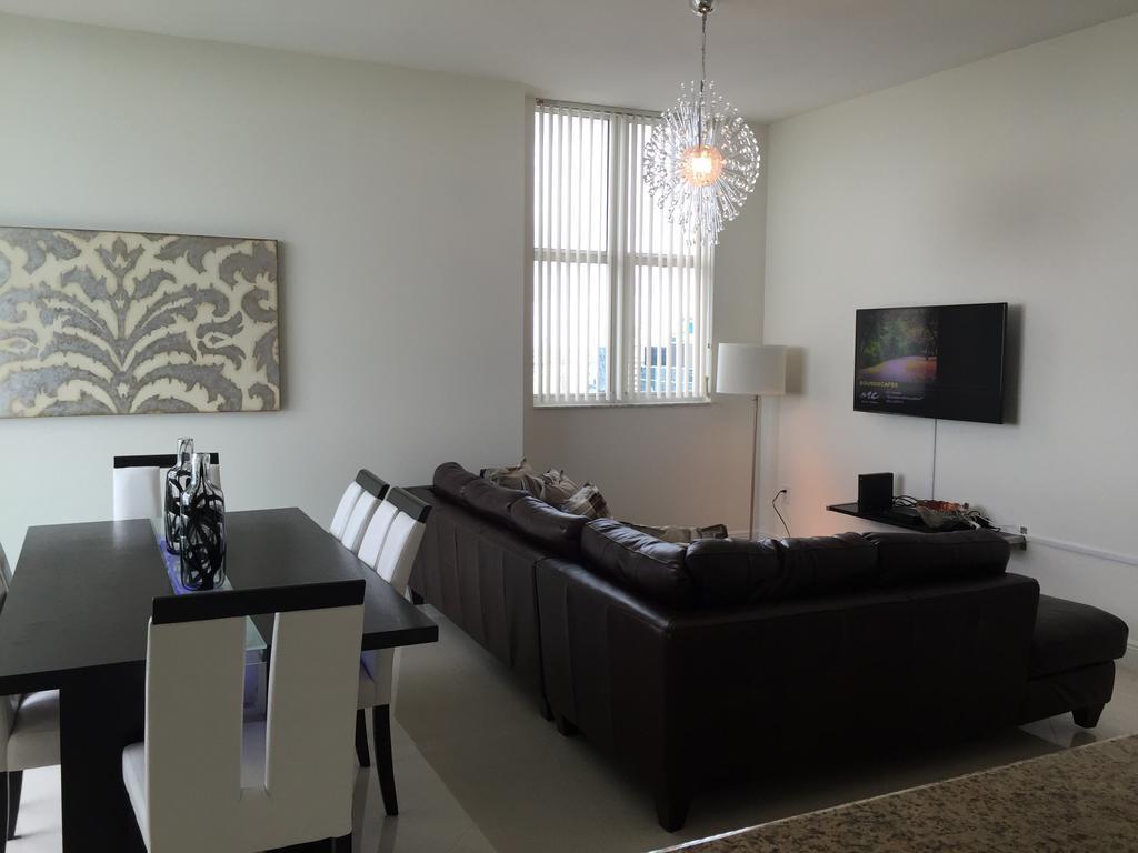 Lyx Suites At One Broadway In Brickell 迈阿密 外观 照片