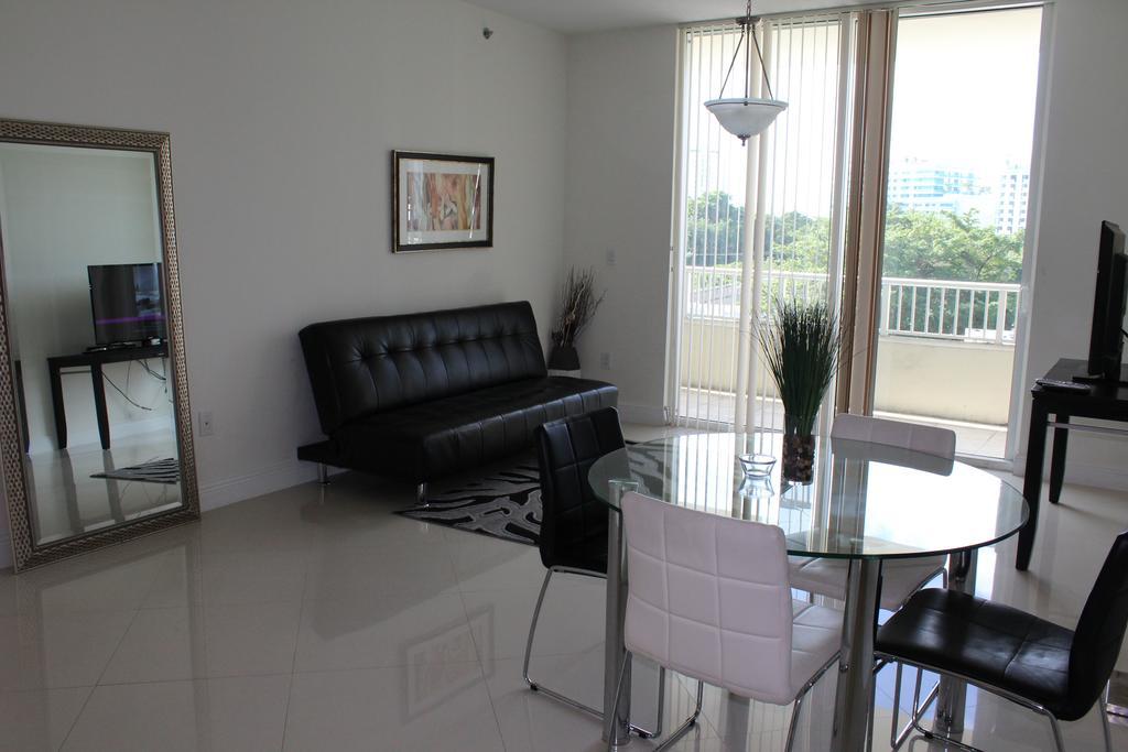 Lyx Suites At One Broadway In Brickell 迈阿密 外观 照片