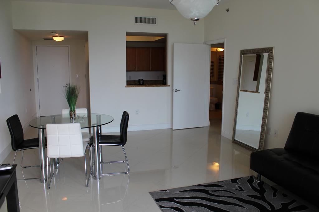 Lyx Suites At One Broadway In Brickell 迈阿密 客房 照片