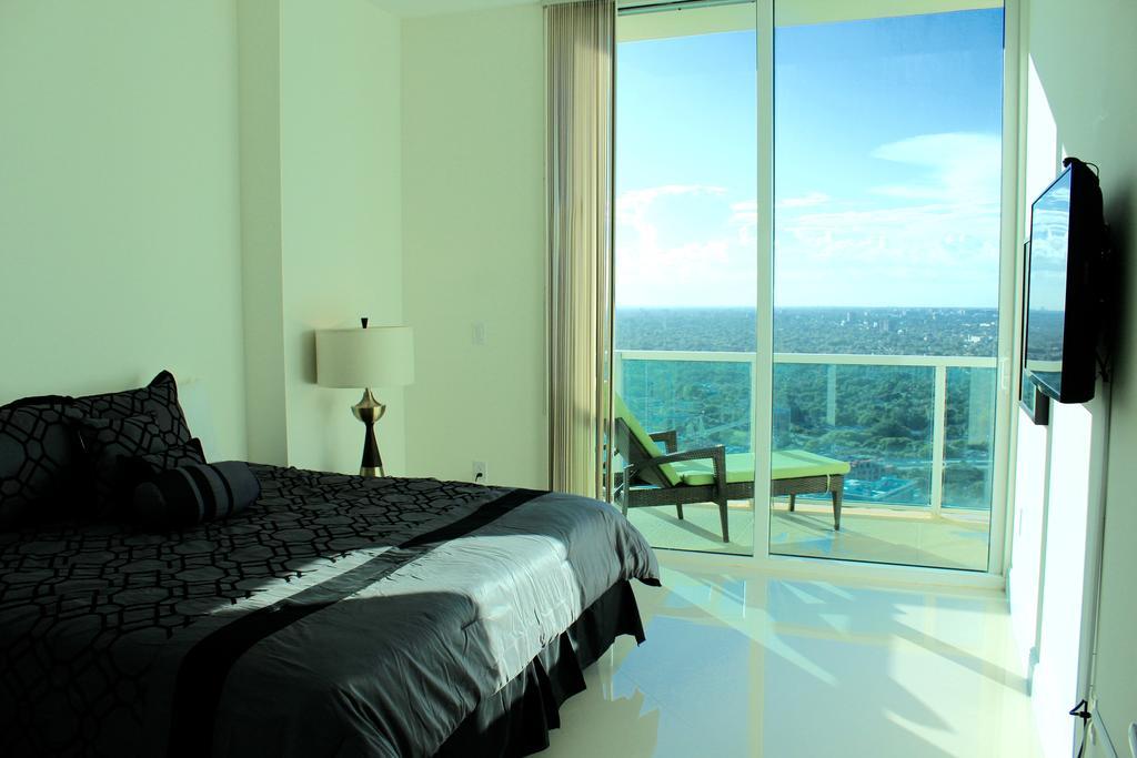 Lyx Suites At One Broadway In Brickell 迈阿密 外观 照片