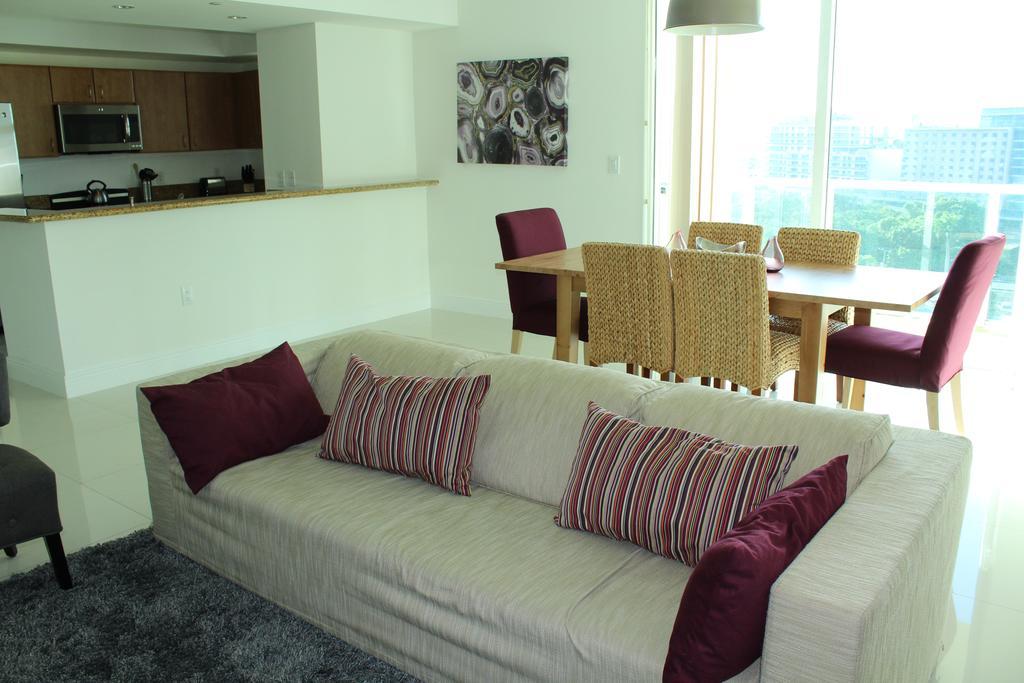 Lyx Suites At One Broadway In Brickell 迈阿密 外观 照片