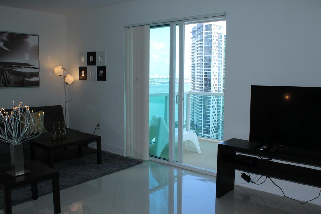Lyx Suites At One Broadway In Brickell 迈阿密 外观 照片